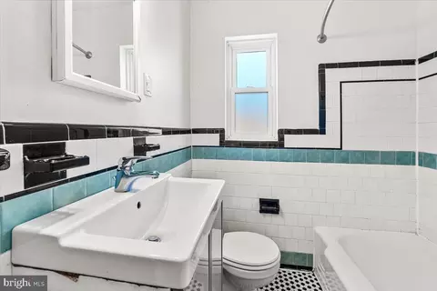 1002 7th St #1002, Frederick, MD 21701 photo 17