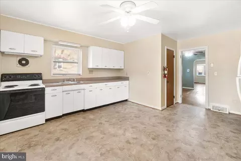 1006 7th St #1006, Frederick, MD 21701 photo 5