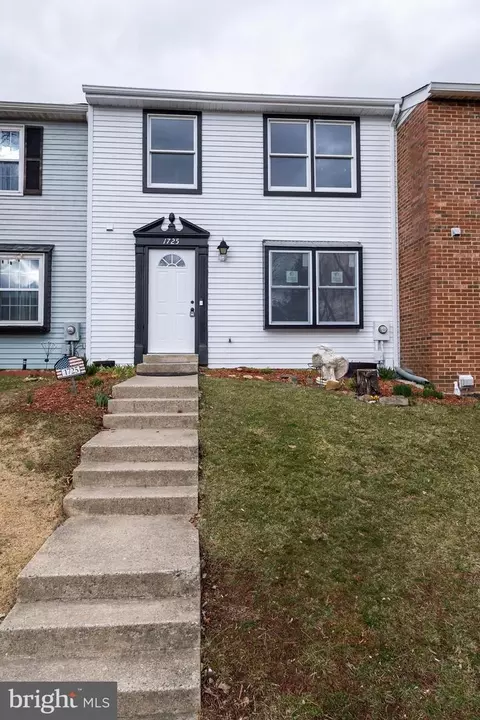 1725 Northridge Ln, Frederick, MD 21702