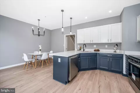 Kitchen - 6357 Meandering Woods Ct, Frederick, MD 21701 photo 5 of 8