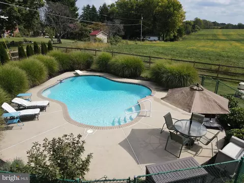 Exterior - 7007 Sundays Ln, Frederick, MD 21702 photo 6 of 10