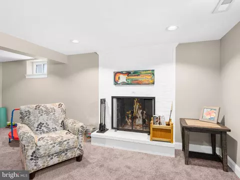 Living - 2 Aa Norva Ave, Frederick, MD 21701 photo 4 of 4