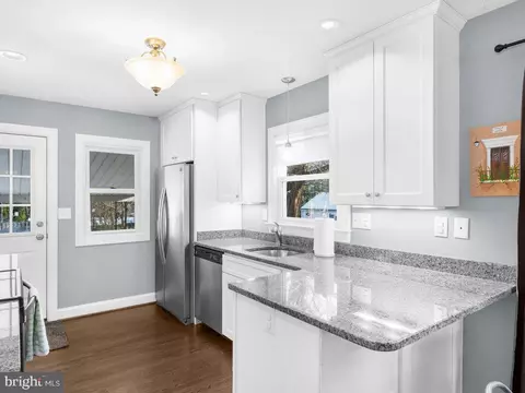 Kitchen - 2 Aa Norva Ave, Frederick, MD 21701 photo 2 of 4