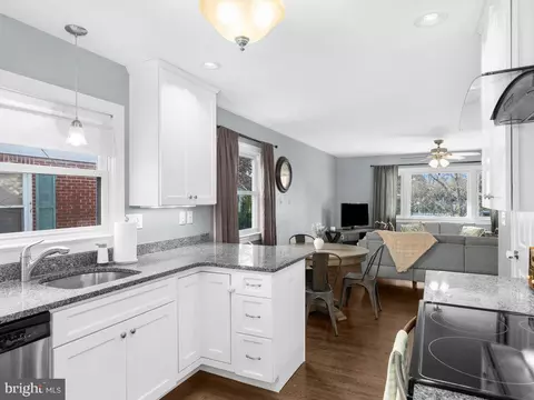 Kitchen - 2 Aa Norva Ave, Frederick, MD 21701 photo 4 of 4