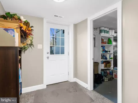 Entry Way - 2 Aa Norva Ave, Frederick, MD 21701 photo 3 of 3