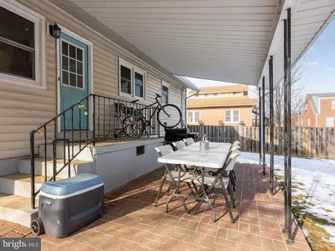 Exterior - 2 Aa Norva Ave, Frederick, MD 21701 photo 2 of 2