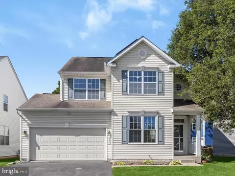 226 Shannonbrook Ln, Frederick, MD 21702