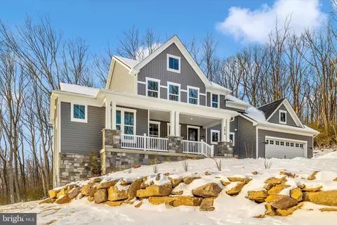 7810 Jackson Mountain Dr, Frederick, MD 21702