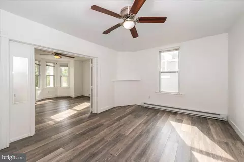 Living - 319 E A St, Brunswick, MD 21716 photo 6 of 11