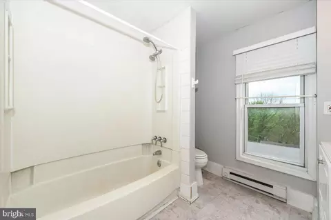 Bath - 319 E A St, Brunswick, MD 21716 photo 1 of 3
