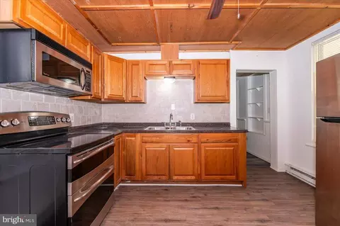 Kitchen - 319 E A St, Brunswick, MD 21716 photo 3 of 3
