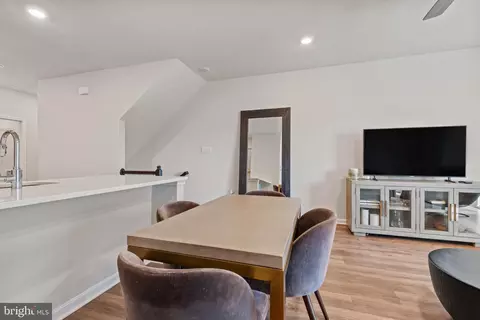 Dining - 411 Union St, Frederick, MD 21701 photo 3 of 3