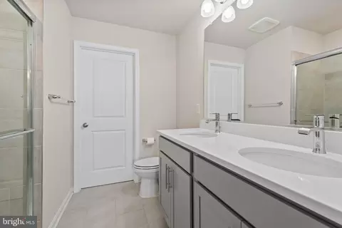 Entry Way - 411 Union St, Frederick, MD 21701 photo 9 of 9