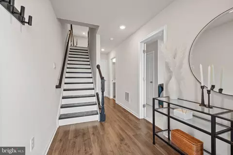 Entry Way - 411 Union St, Frederick, MD 21701 photo 1 of 9