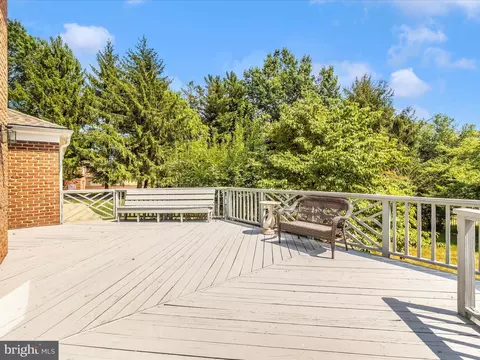 Exterior - 6015 White Flint Dr, Frederick, MD 21702 photo 12 of 14