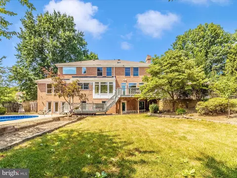 Exterior - 6015 White Flint Dr, Frederick, MD 21702 photo 6 of 14