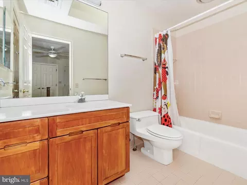 Bath - 6015 White Flint Dr, Frederick, MD 21702 photo 9 of 10