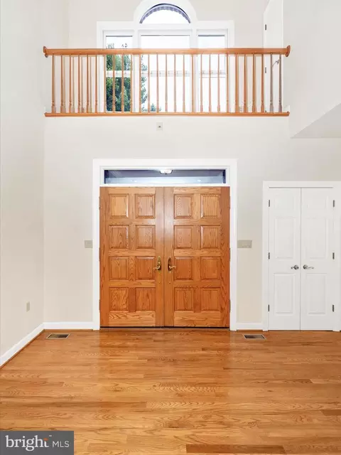 Entry Way - 6015 White Flint Dr, Frederick, MD 21702 photo 2 of 3