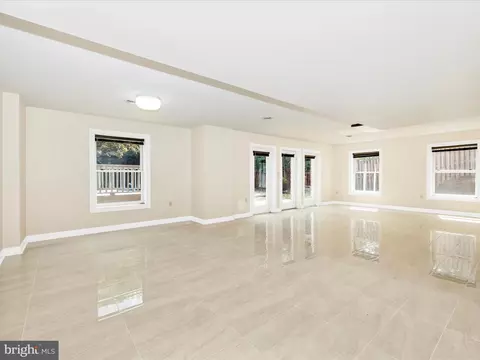 Living - 6015 White Flint Dr, Frederick, MD 21702 photo 10 of 10