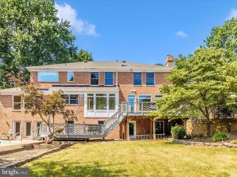 Exterior - 6015 White Flint Dr, Frederick, MD 21702 photo 7 of 14