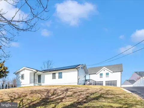 5941 Bartonsville Rd, Frederick, MD 21704