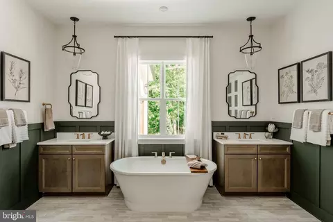 Bath - 2600 Kellerton Ave #NOTTINGHAM, Frederick, MD 21702 photo 3 of 9