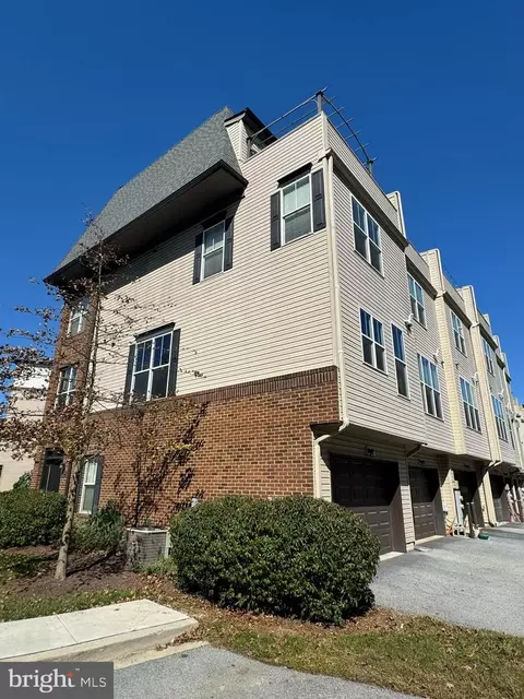 1422 Wheyfield Dr, Frederick, MD 21701 photo 2