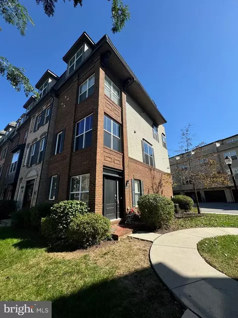 1422 Wheyfield Dr, Frederick, MD 21701
