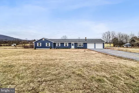 8216 Old Kiln Rd, Thurmont, MD 21788