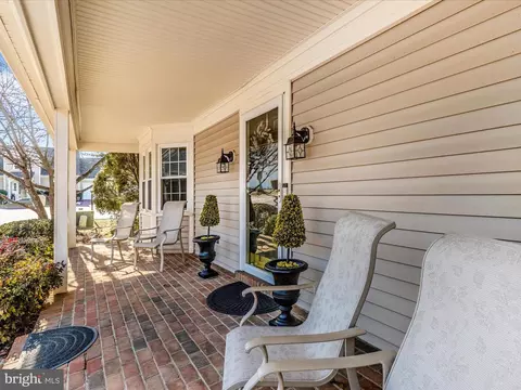Exterior - 2481 Five Shillings Rd, Frederick, MD 21701 photo 4 of 17