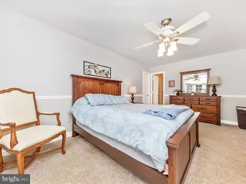 Bedroom - 2481 Five Shillings Rd, Frederick, MD 21701 photo 3 of 6