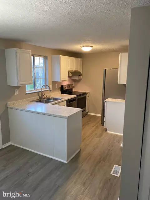 1745 Northridge Ln, Frederick, MD 21702 photo 9