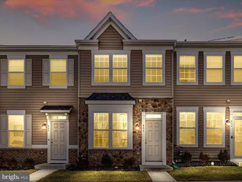 Exterior - 446 Pemberton Park Ln, Frederick, MD 21703 photo 2 of 14