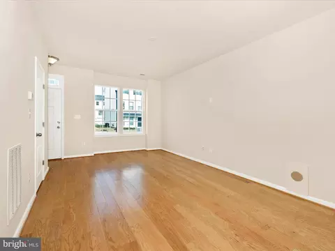Living - 446 Pemberton Park Ln, Frederick, MD 21703 photo 2 of 11