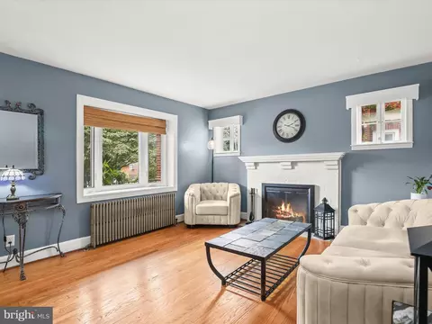 Living - 111 Frederick Ave, Frederick, MD 21701 photo 2 of 9