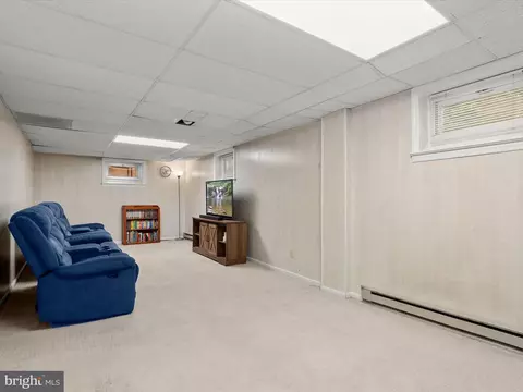 Living - 111 Frederick Ave, Frederick, MD 21701 photo 9 of 9