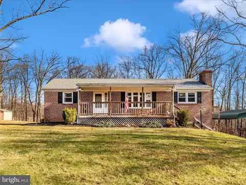 14111 Loy Wolfe Rd, Smithsburg, MD 21783
