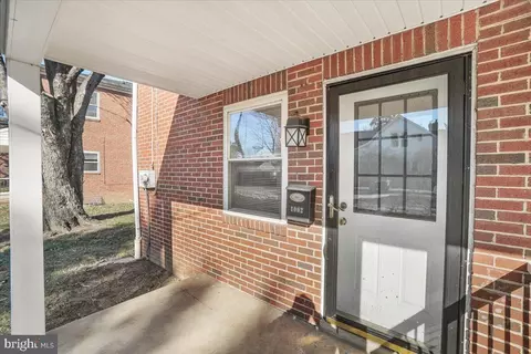 Exterior - 1000 1006 7th St, Frederick, MD 21701 photo 5 of 12