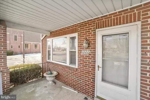 Exterior - 1000 1006 7th St, Frederick, MD 21701 photo 2 of 12