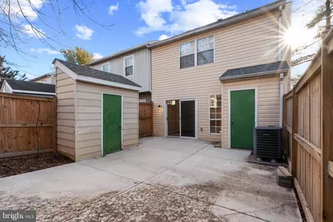 Exterior - 413 Shannon Ct, Frederick, MD 21701 photo 4 of 4