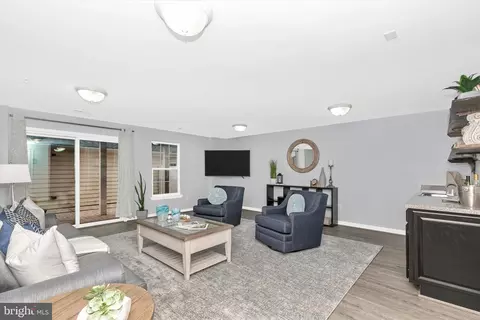 7821 Wormans Mill Rd, Frederick, MD 21701 photo 5