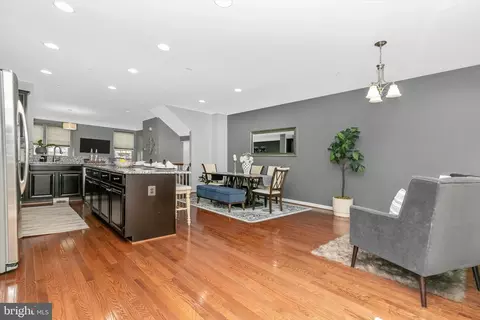 7821 Wormans Mill Rd, Frederick, MD 21701 photo 17