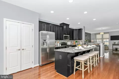 7821 Wormans Mill Rd, Frederick, MD 21701 photo 14