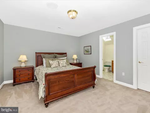 Bedroom - 7781 Coblentz Rd, Middletown, MD 21769 photo 5 of 7