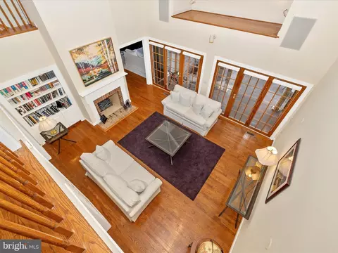 Living - 7781 Coblentz Rd, Middletown, MD 21769 photo 3 of 5