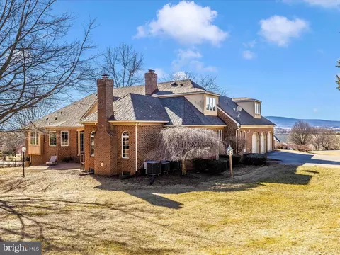 Exterior - 7781 Coblentz Rd, Middletown, MD 21769 photo 6 of 11