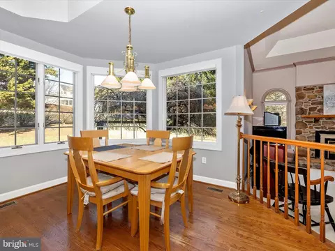 Dining - 7781 Coblentz Rd, Middletown, MD 21769 photo 4 of 4