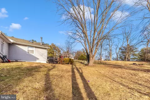 Exterior - 4317 Dover Dr, Frederick, MD 21703 photo 6 of 10