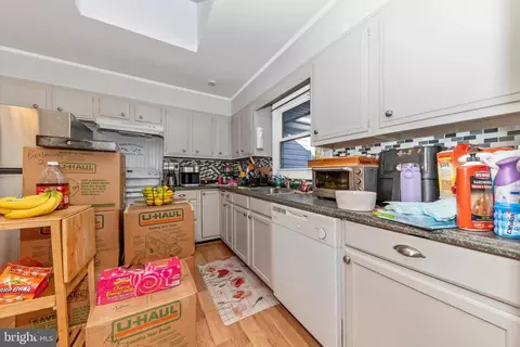 Kitchen - 4317 Dover Dr, Frederick, MD 21703 photo 3 of 3