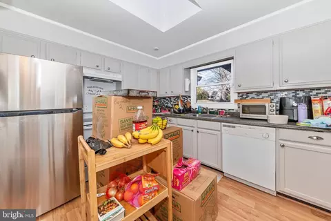 Kitchen - 4317 Dover Dr, Frederick, MD 21703 photo 2 of 3